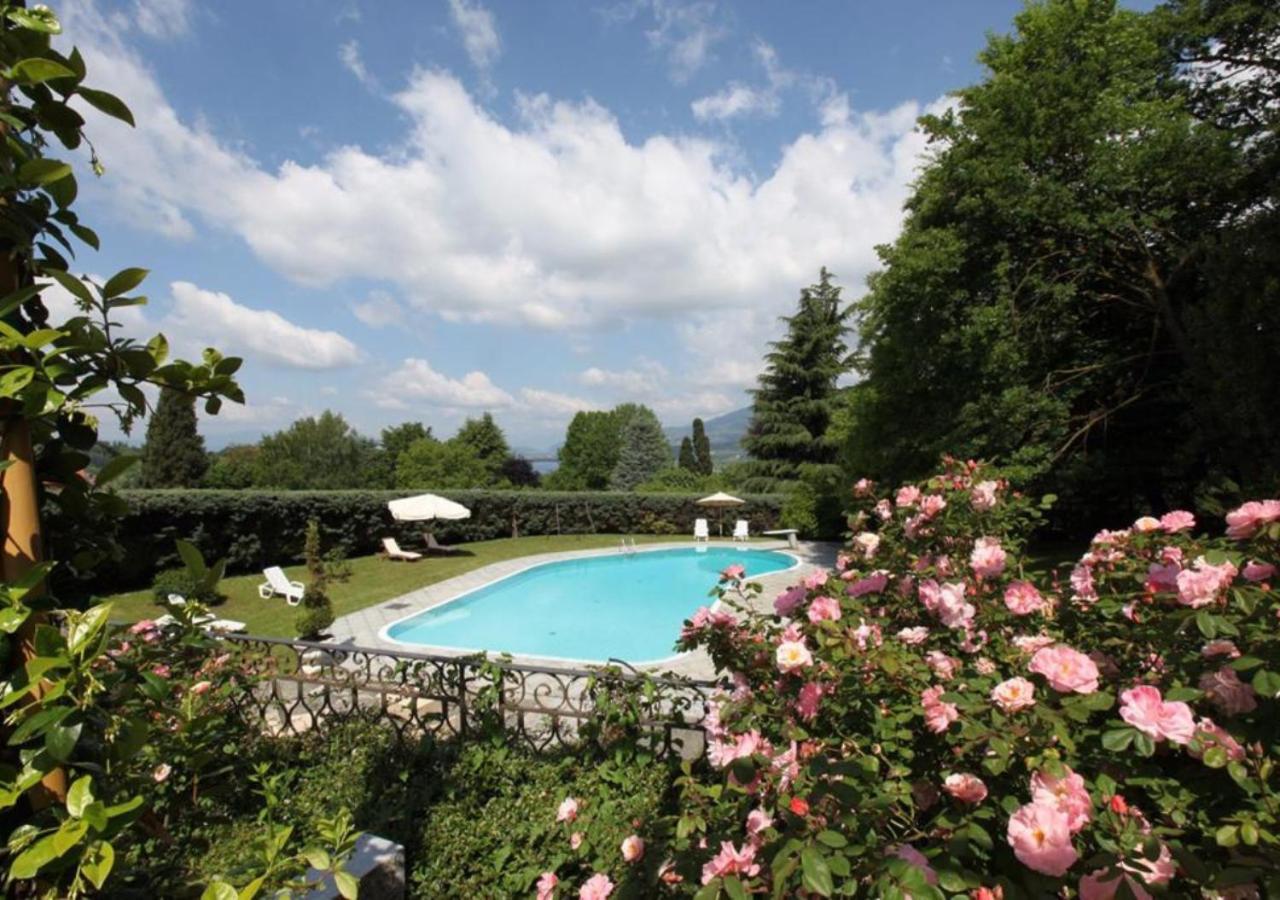 Villa Ghiringhelli Azzate Eksteriør bilde