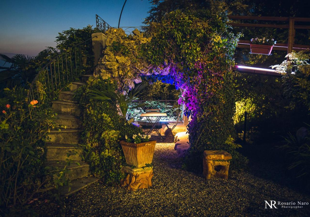 Villa Ghiringhelli Azzate Eksteriør bilde