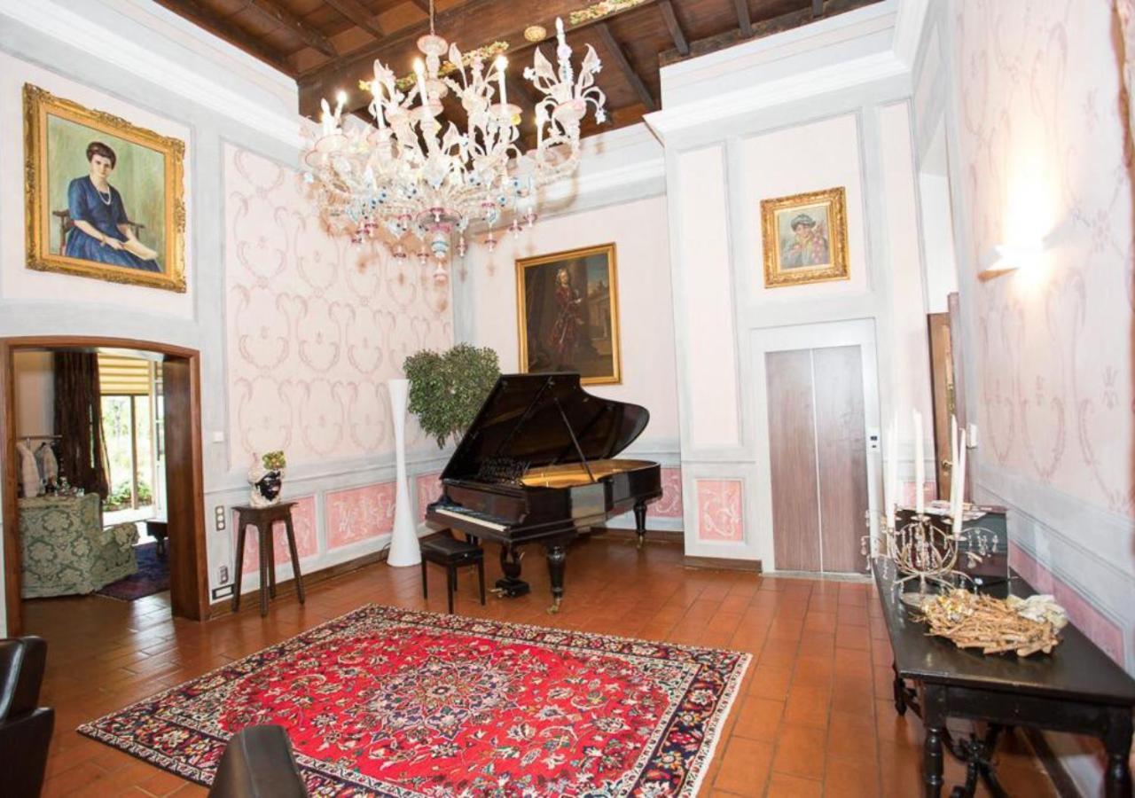 Villa Ghiringhelli Azzate Eksteriør bilde