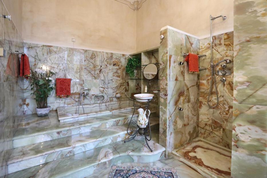 Villa Ghiringhelli Azzate Eksteriør bilde