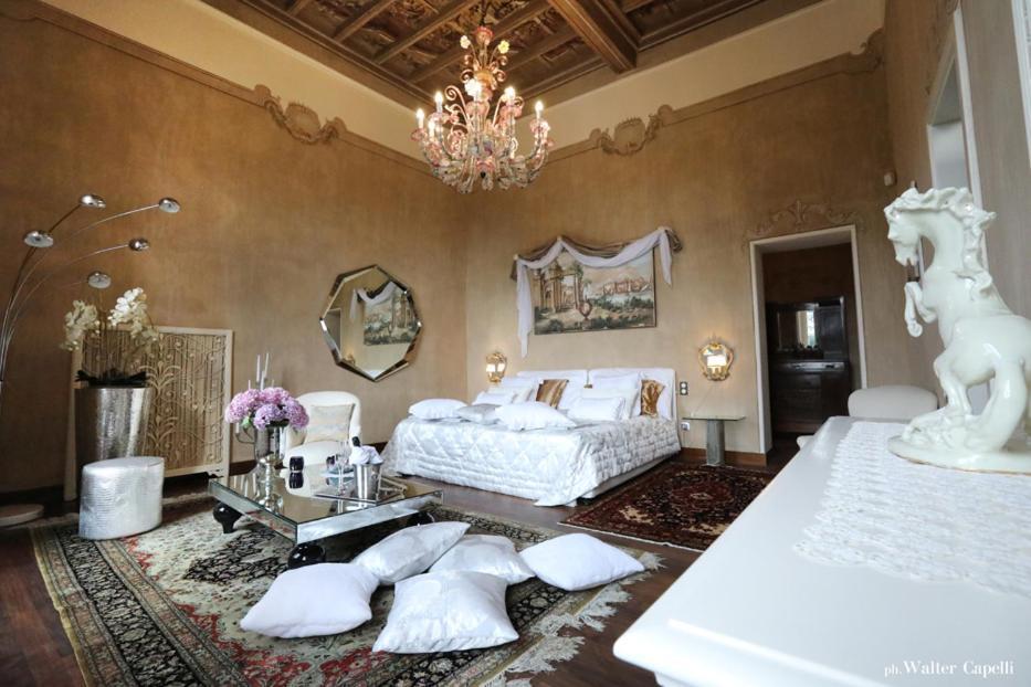 Villa Ghiringhelli Azzate Eksteriør bilde