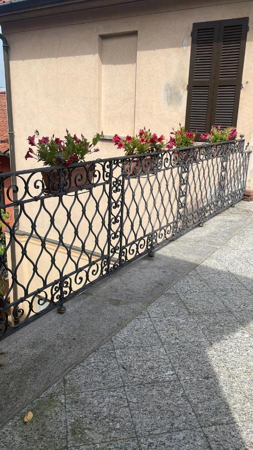 Villa Ghiringhelli Azzate Eksteriør bilde