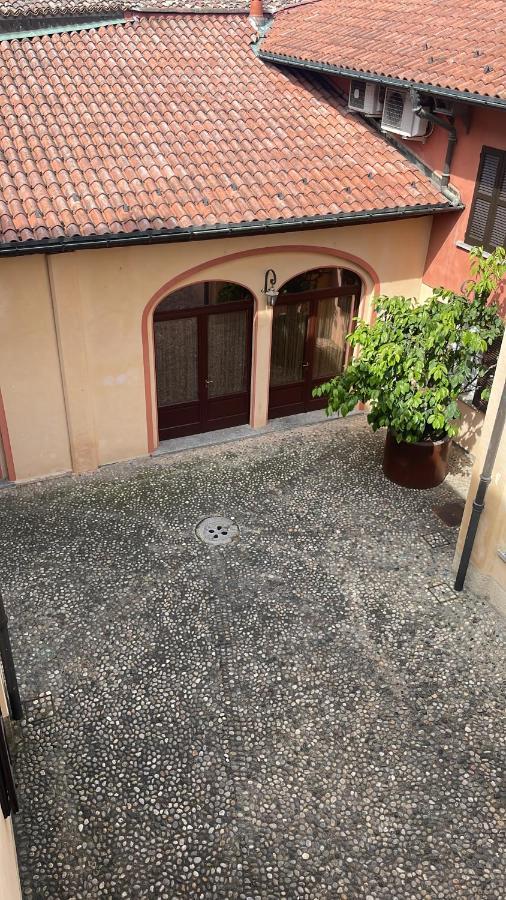 Villa Ghiringhelli Azzate Eksteriør bilde